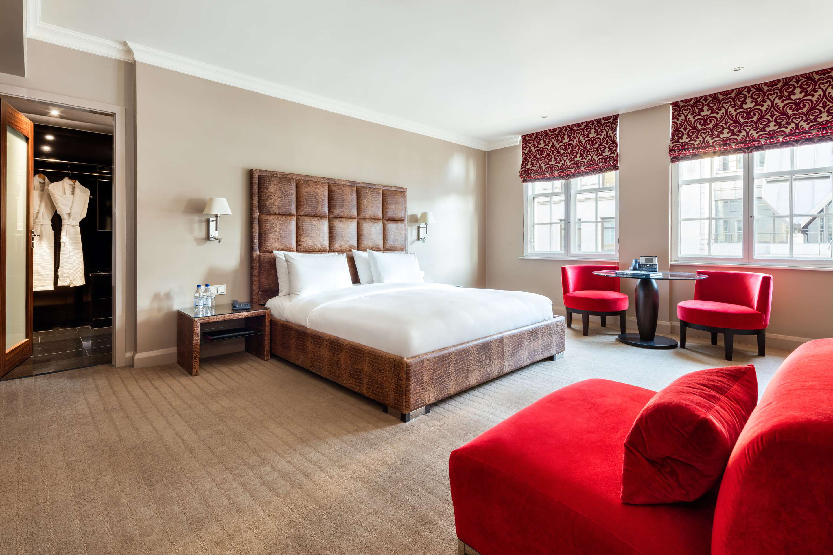 Romance Experience PARK PLAZA (10% Off)